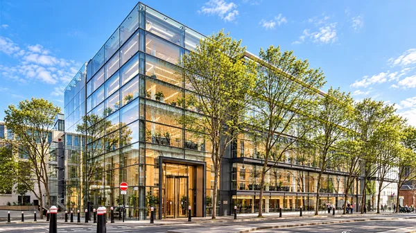 99 Queen Victoria St exterior