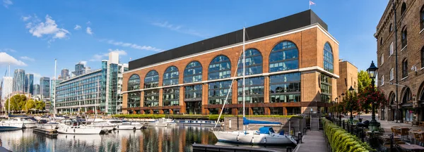 50 St Katharine's Way exterior