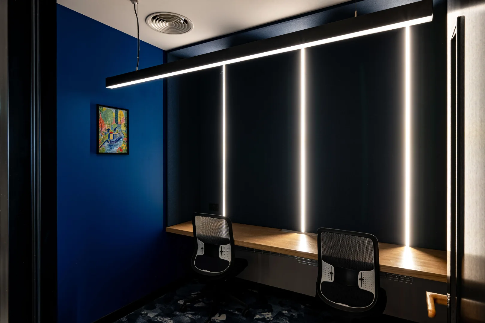 TLT LLP, Birmingham workplace / interior design project in Birmingham, United Kingdom by Interaction — image 2