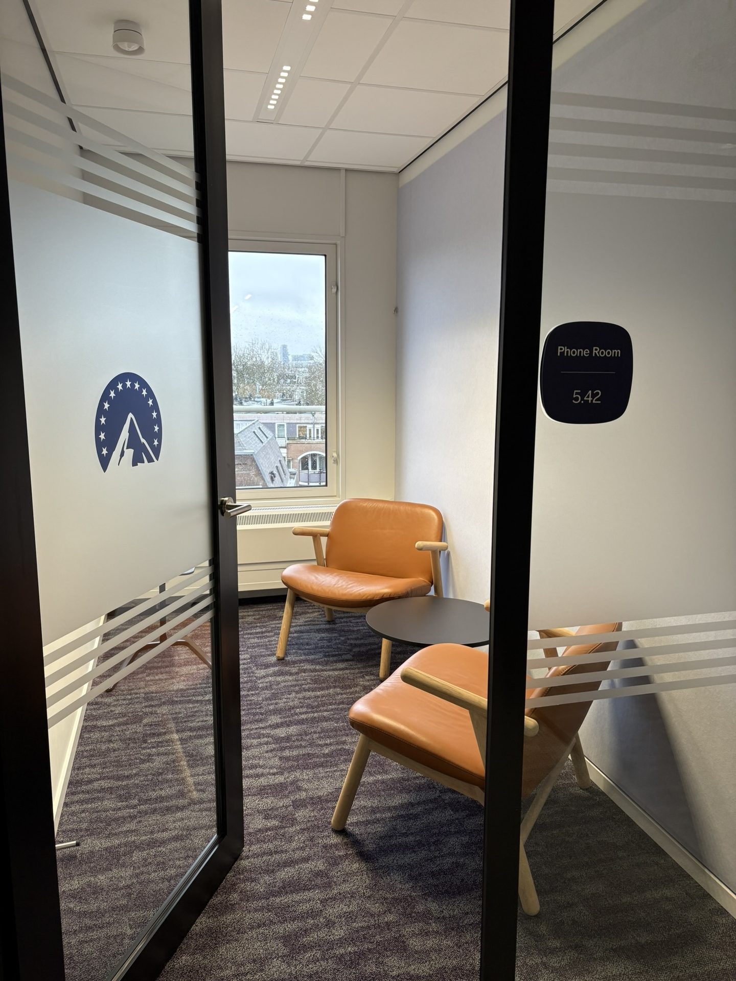 Change programme management of office relocation
