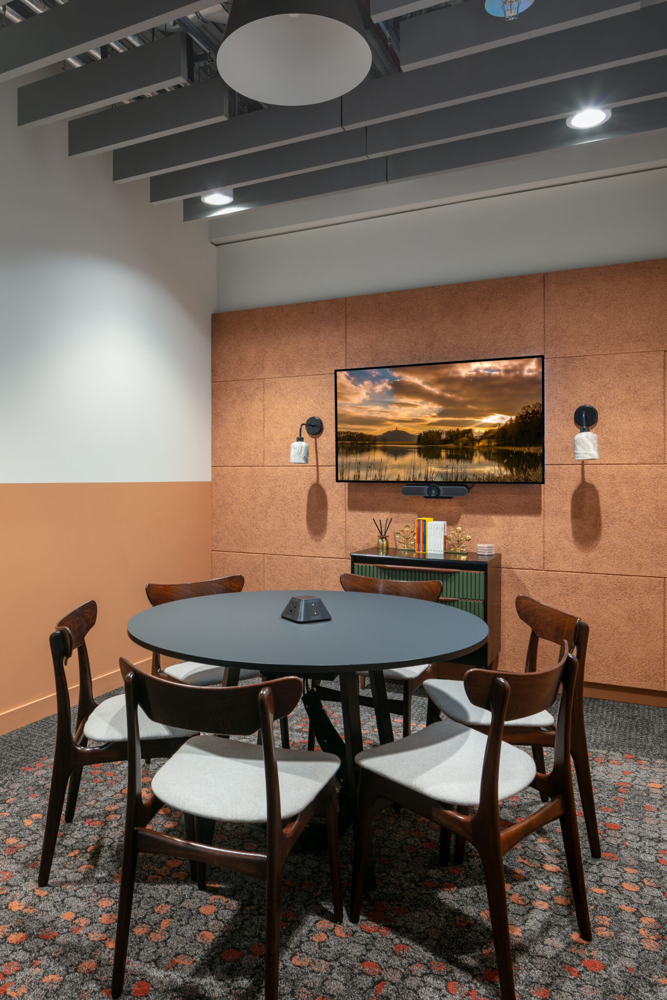 Award winning Serviced Office project workplace / interior design project in Cathedral Approach, UK by adt workplace — image 3